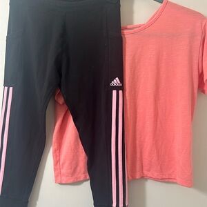 Adidas Black Capri Leggings with Pink Stripes and Pink Tee size XL
